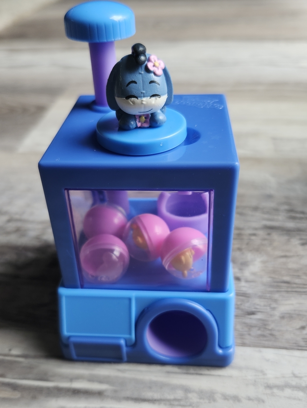 Disney Doorables Squishalots Eeyore Claw Machine Toy Figure Set